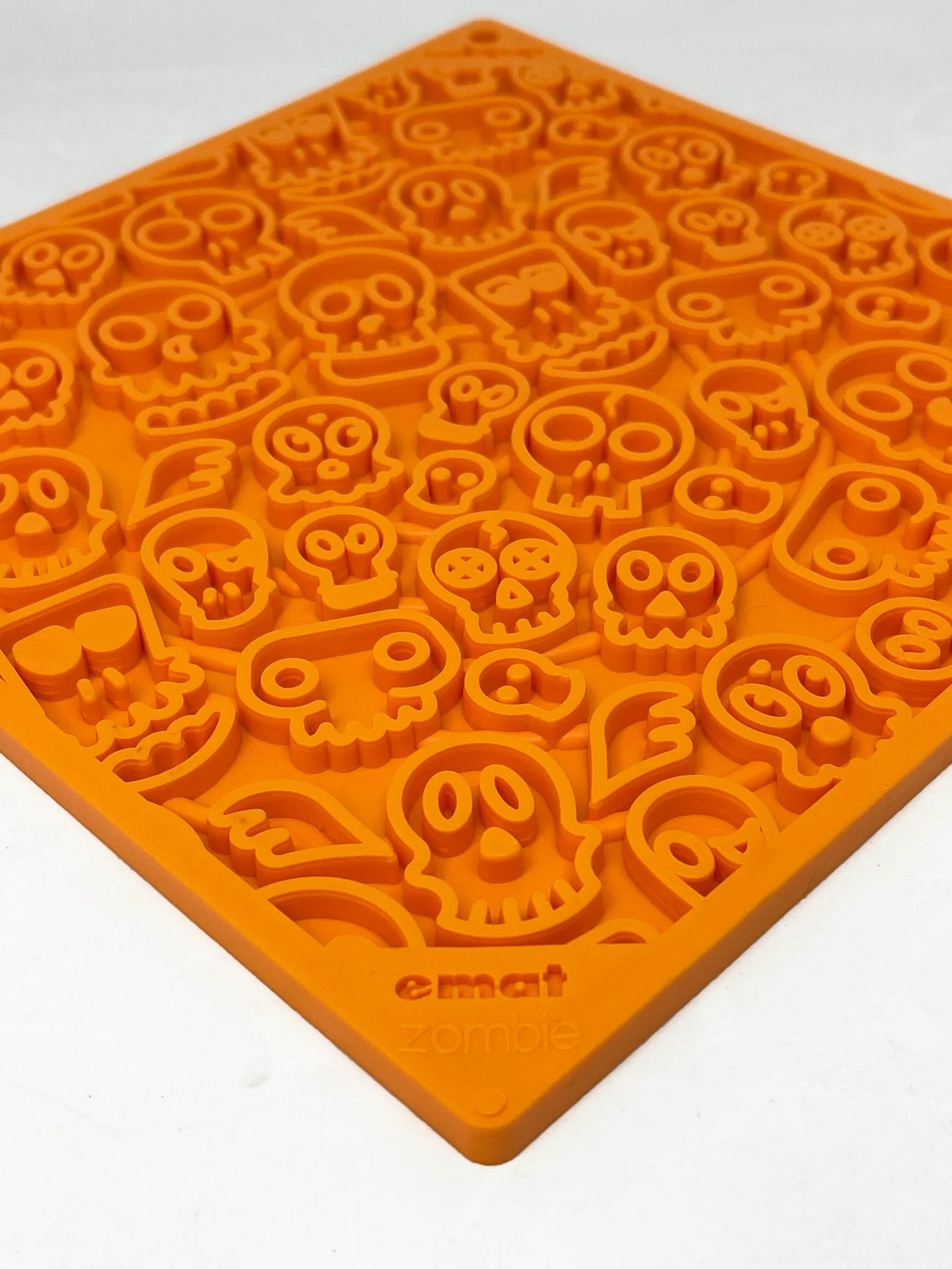 SodaPup emat Zombie Design Enrichment Mat